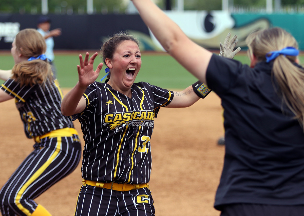 Cascade Marist Catholic 4A softball final Dan Brood 37